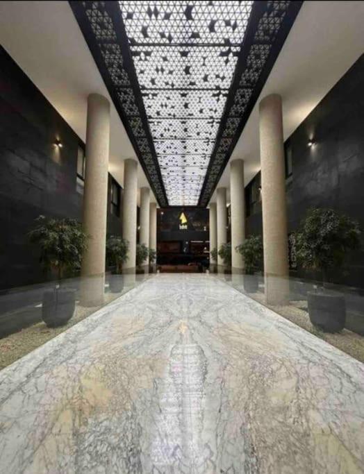 Apartment Wonderful 4beds Near Blvd *